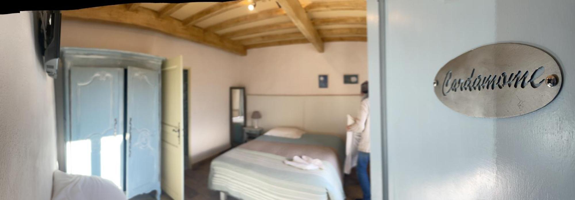 L'Escampe Panzió Saturargues Szoba fotó